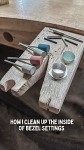 A handy tool for cleaning up the inside of bezel settings! ⚒️ These are silicone carbide polishing burrs, by Eveflex. They come in a range of different grits and a huge assortment of shapes and sizes too - and have a 2.34mm shank to fit most rotary tools. I love using these cylinder ones for polishing and refining the inside of bezel settings as the flat base means they don’t leave visible lines or marks. They are fab for the insides of ring bands too. (If there is any excess solder on the insid