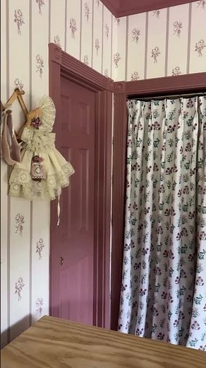 💕 Berry bold + beautifully chic