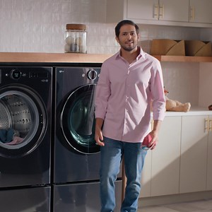Take smart laundry for a spin—LG ThinQ® with AI Wash and Dry Cycle chooses the optimal settings for your load. | LG Global