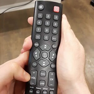 Language for watching TV / using the remote 📺🍿🙈🤖👌🤷🏼‍♂️🦸‍♀️ 🗣Please turn the TV on/off. 🗣Please (un)mute it. 🔇 🗣Please fastforward (a little bit). 🗣Please rewind it (a little bit). 🗣Please hit play. *hit=press 🗣Please pause it. / Please hit pause. 🗣Please turn it (the volume) up/down. 🗣Please change the channel. 🗣Please stop changing the channel. 🗣Please don't change the channel. If you are with your friends and family, you don't always need to say "please". But if you want to 