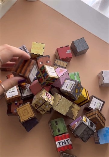 Relaxing ASMR with Minecraft and Woolworths Sounds