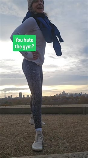 Walking is changing — and so should how you do it. With GLP-1 drugs surging (a 700% increase in non-diabetics in four years - BMJ ) and weight-loss meds now more accessible in the U.S. (.....though exercise still lacks a headline🫣) One thing is crystal clear: medication alone doesn’t fix movement, alignment or long-term results. If you’re on GLP-1s or ready to start your weight-loss journey — but you ❌ hate the gym ❌ have joint pain or sensitivity ❌ feel like every workout hurts …then walking n