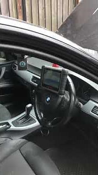 BMW 3 series E90 boot lid locked issue SOLVED