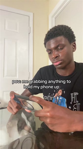 Creative Phone Holder Memes