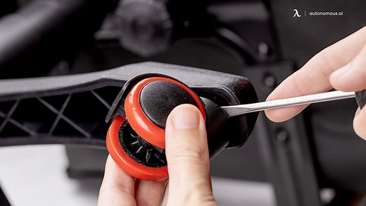 5 Simple Steps To Fix An Office Chair That Won't Stay Up