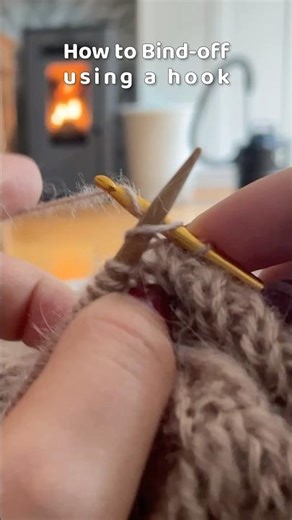 How to Bind Off Knitting with a Crochet Hook (Easy Tutorial)