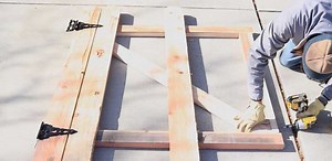 How to build a wood fence gate that won’t sag