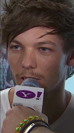 One Direction interview Louis saying Help 😂 Subscribe for daily 1D videos! #onedirection