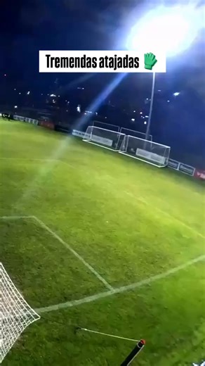 ¡Increíble actuación del portero en fútbol!