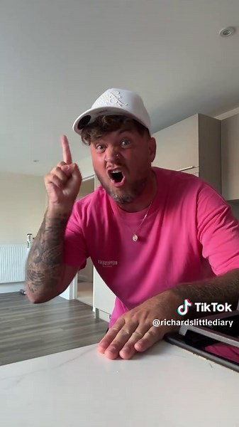 Reviving Finding Nemo's Iconic Jellyfish Scene