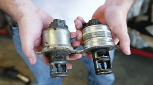 Chevrolet Silverado 1999-2006 GMT800 How to Replace Exhaust Gas Recirculation (EGR) Valve