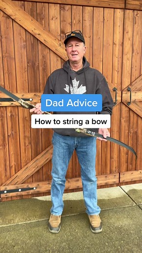 How to String a Recurve Bow - Dad's Advice Tutorial