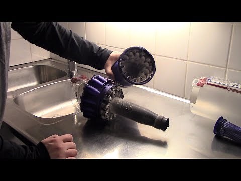 Dyson DC40 Bin Cleaning & Taking Apart