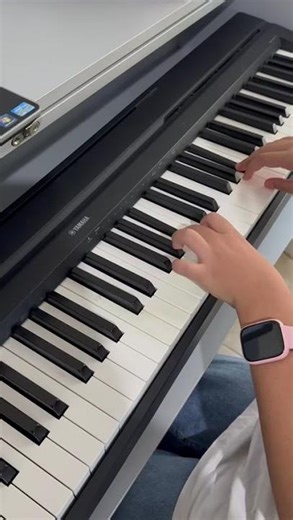 Soft Mozart Lebanon Celine playing Chromatic scale parallel movement