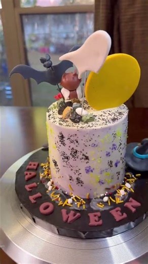 How to decorate Fondant Owl for halloween cake