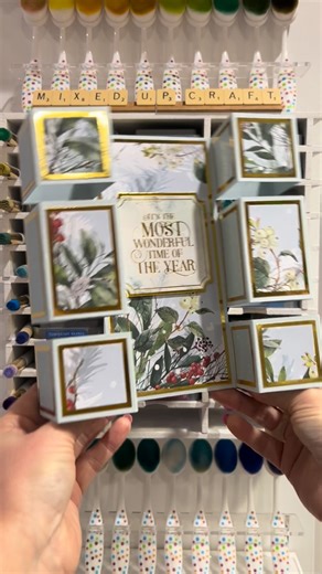 Sam Calcott UK-Mixed Up Craft on Instagram: "How beautiful is this card! I love making these Floating Cube cards, and I’ve made a few different sizes now. You can find my full tutorial for this card over on my Mixed Up Craft YouTube channel or copy my link below. https://youtu.be/pxBB-UZhEJI?si=mSUFwz_XEN0AuC7L #cardmaking #papercraft #simply ardsandpapercraft #mixedupcraft #Christmascards #christmas #funfoldcards #diycrafts"