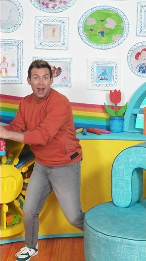 Derek shares some space facts in the Milkshake! Studio