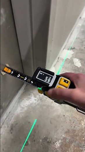 Hybrid Digital Tape Measure with Laser Level & Distance