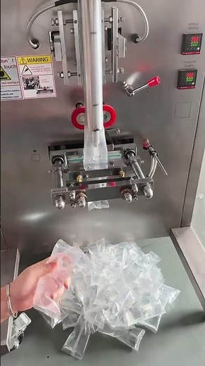 Automatic Small Sachet Liquid Filling and Packaging Machine