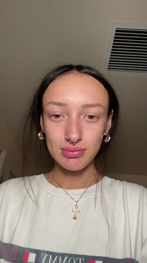 doing my own eyelash extenstions | At Home Lash Extension