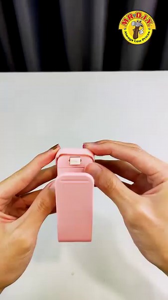 3M views · 21K reactions | Mini Automatic Sealing Machine Seal the deal effortlessly with our Mini Automatic Sealing Machine! ✨ Say goodbye to spills and leaks, and hello to convenience  ​ 9023740 Mini Automatic Sealing Machine - PHP 82 ​ #MRDIY #MRDIYBrand #AlwaysLowPrices #AlwaysTheSmarterChoice #Mini #Automatic #Sealing #Machine | MR DIY | Facebook