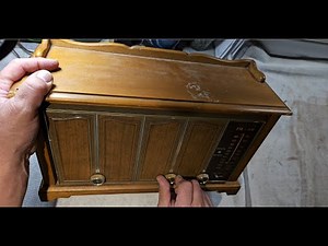 1970s Zenith Console Radio Part 1