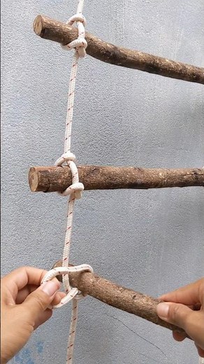 How to tie an extension ladder with rope.