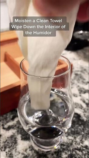 TISFA Wooden Humidor with Hygrometer and Humidifier & How to Season a Humidor