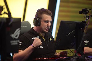 Zeus CS:GO Settings, Gear, Config & Crosshair 2025