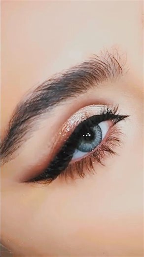 ✨ Soft Glam Cut Crease Eye Makeup Tutorial 💖 | Easy Step-by-Step for Beginners #shorts