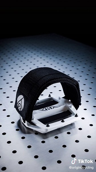 ORIGIN8 STRAPD Pedals are foot strap compatible & the combinations are endless! #TheRideBeginsHere #origin8 #origin8cycling #origin8bike #cycling #bike #bicycle #fixie #fixedgear #footstraps #pedals #bikeshop #localbikeshop #mtb #gravel #road #riding