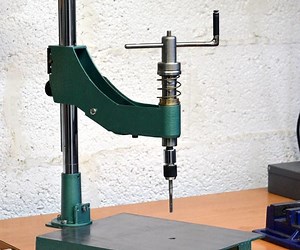 Manual Thread Tapping Machine
