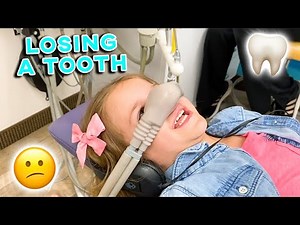LOSING HER FIRST TOOTH! | 4 YEAR OLD LOSES HER FIRST TOOTH IN A WAY THAT WE DID NOT EXPECT 🥴