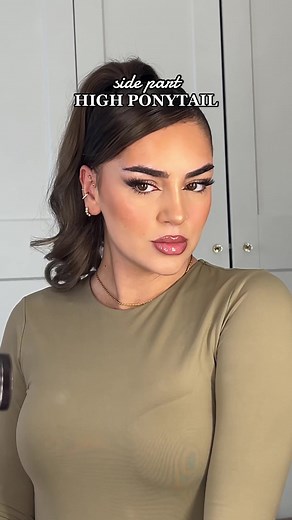 Side Part High Ponytail Tutorial