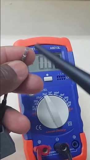 HoneyTek A6013L Capacitor Tester | Testing a CBB61 Fan Capacitor. #Electrical #Tester #Capacitor