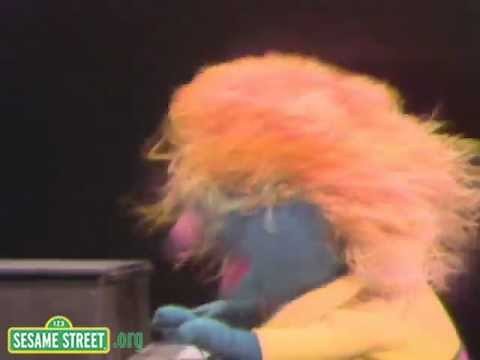 Sesame Street: Song - Count It Higher with little Chrissy
