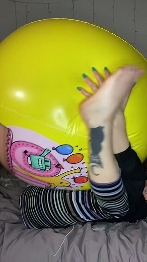 How to Pop a Big Inflated Beach Ball Tutorial