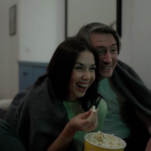 Klaussner Leonardo 6-Piece Power Recliner Leather Sectional – Ultimate Comfort & Luxury!