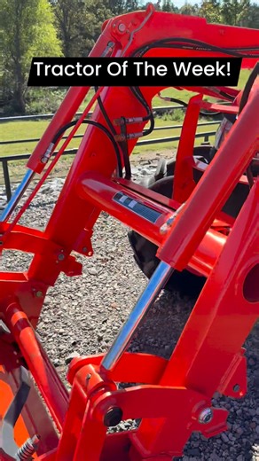 86K views · 374 reactions |   TRACTOR OF THE WEEK ALERT!  Check...