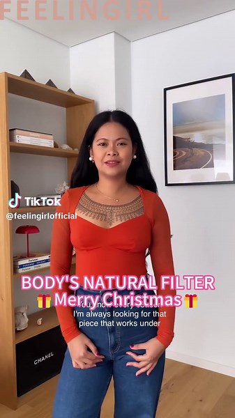 Comfortable Bodysuit for the Perfect Holiday Look