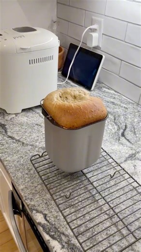 Watch This bread maker is perfect for beginners on Amazon Live