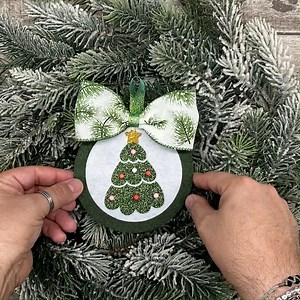 237K views · 2.3K reactions | Beautiful and simple Christmas tree decorations  Will you try?  | Siser | Facebook