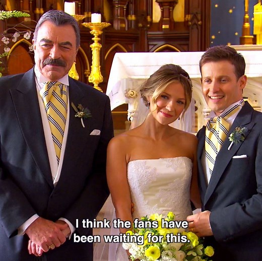 243K views · 4.2K reactions | Donnie Wahlberg calls it, “one of the really, true, happy season finales.” A peek for Blue Bloods fans at tonight’s season finale, airing at 10 p.m. on WBZ. https://cbsloc.al/2Wzn0YI | WBZ / CBS News Boston | Facebook