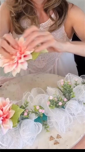 437K views · 4.5K reactions | Let’s create a gorgeous deco mesh floral garland using a Dollar Tree pool noodle, 2 rolls of deco mesh, greenery & florals! Perfect way to add a floral touch to any space! Happy crafting!✨ | Olivia's Romantic Home DIY | Facebook