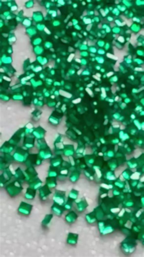 Emerald vs. Green Diamond: A Comprehensive Guide