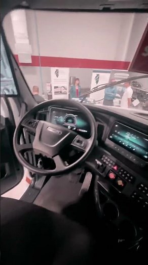 2026 Freightliner Cascadia Walkaround – What’s New?