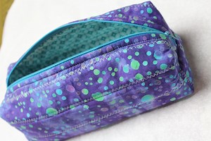 Zippered Box Pouch Tutorial - Crafty Gemini