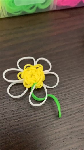Rainbow Loom Flower Pattern Tutorial