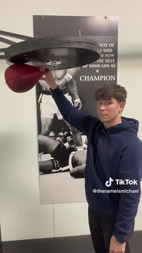 Speed Bag Technique: Mastering the 3-Bounce Rhythm