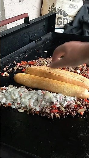 Chopped Cheese Is the BEST Sandwich. Fight Me 🥊